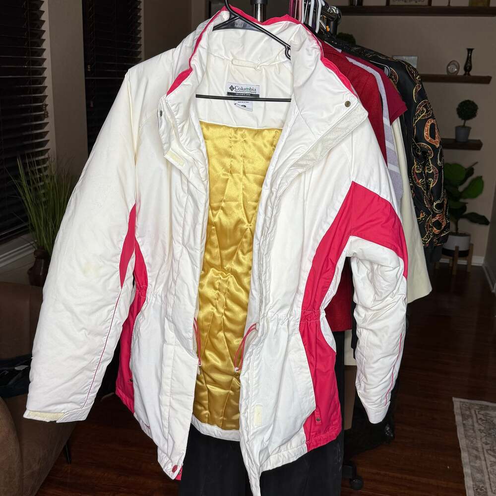 Vintage COLUMBIA Women's Water Resistant Puffer Jacket White Pink Size xl